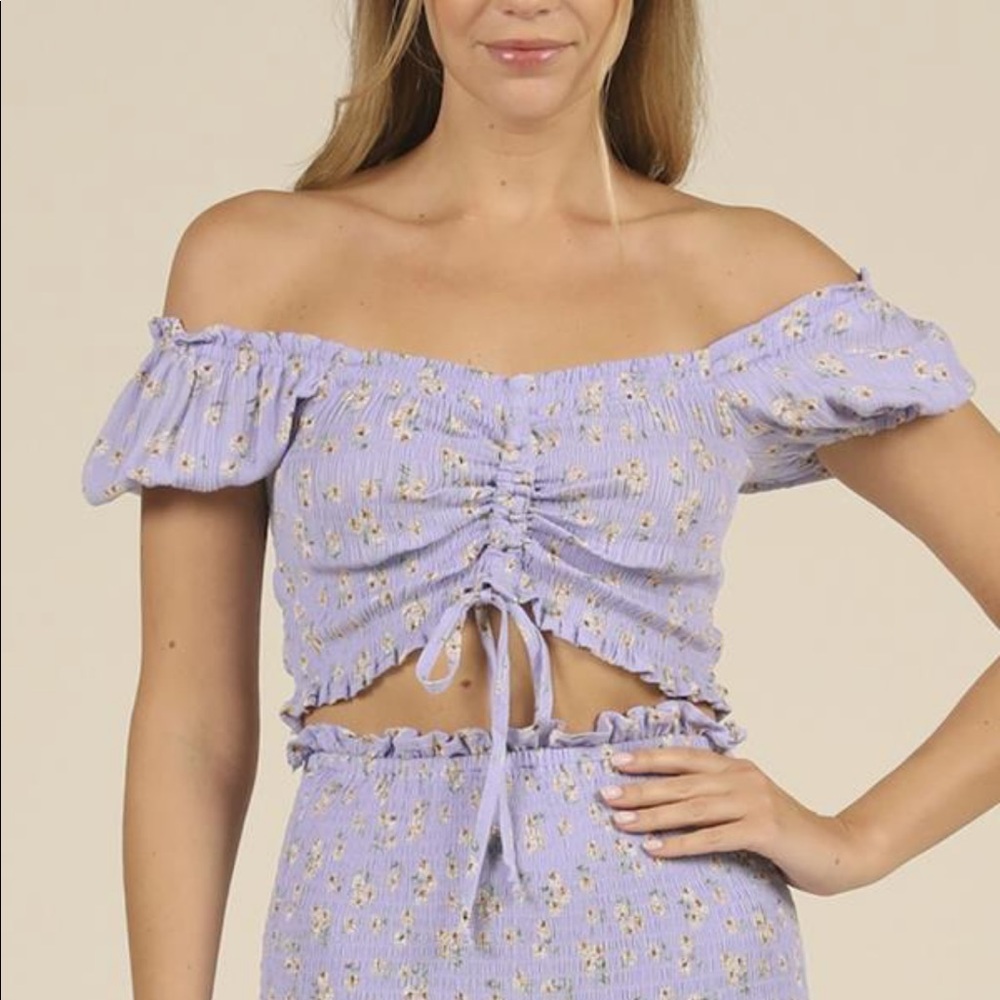 Juniper blue lilac disty floral top